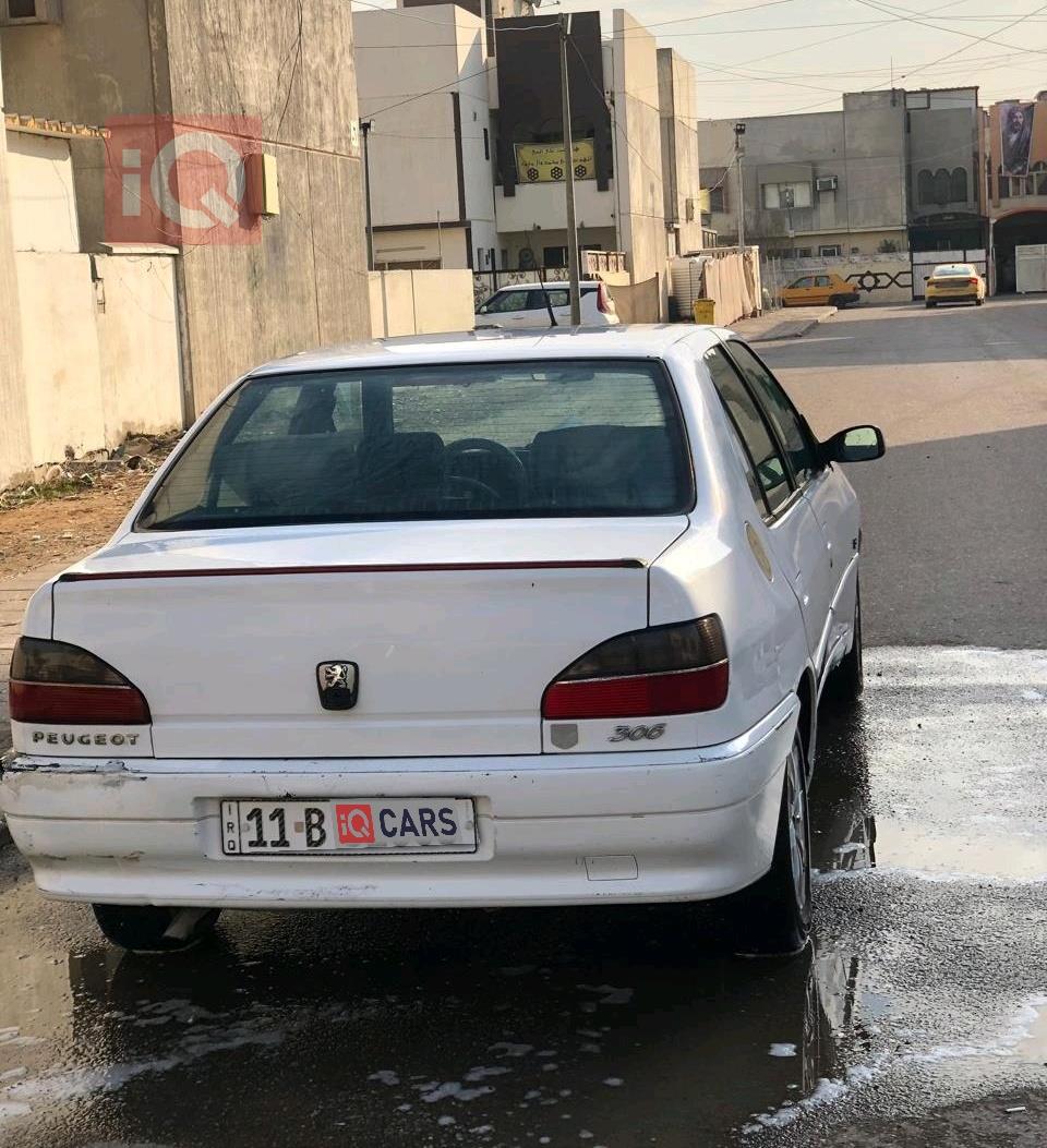 بيجو 306